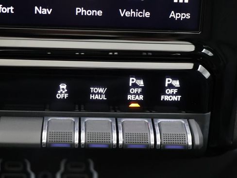 Used 2024 RAM 1500 Laramie image 28