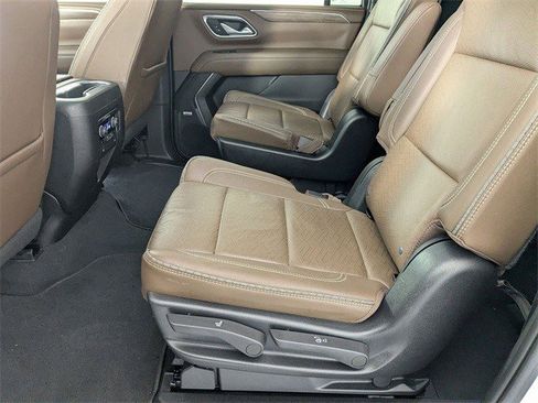 Certified 2022 Chevrolet Suburban High Country w/ Max Trailering Package image 25
