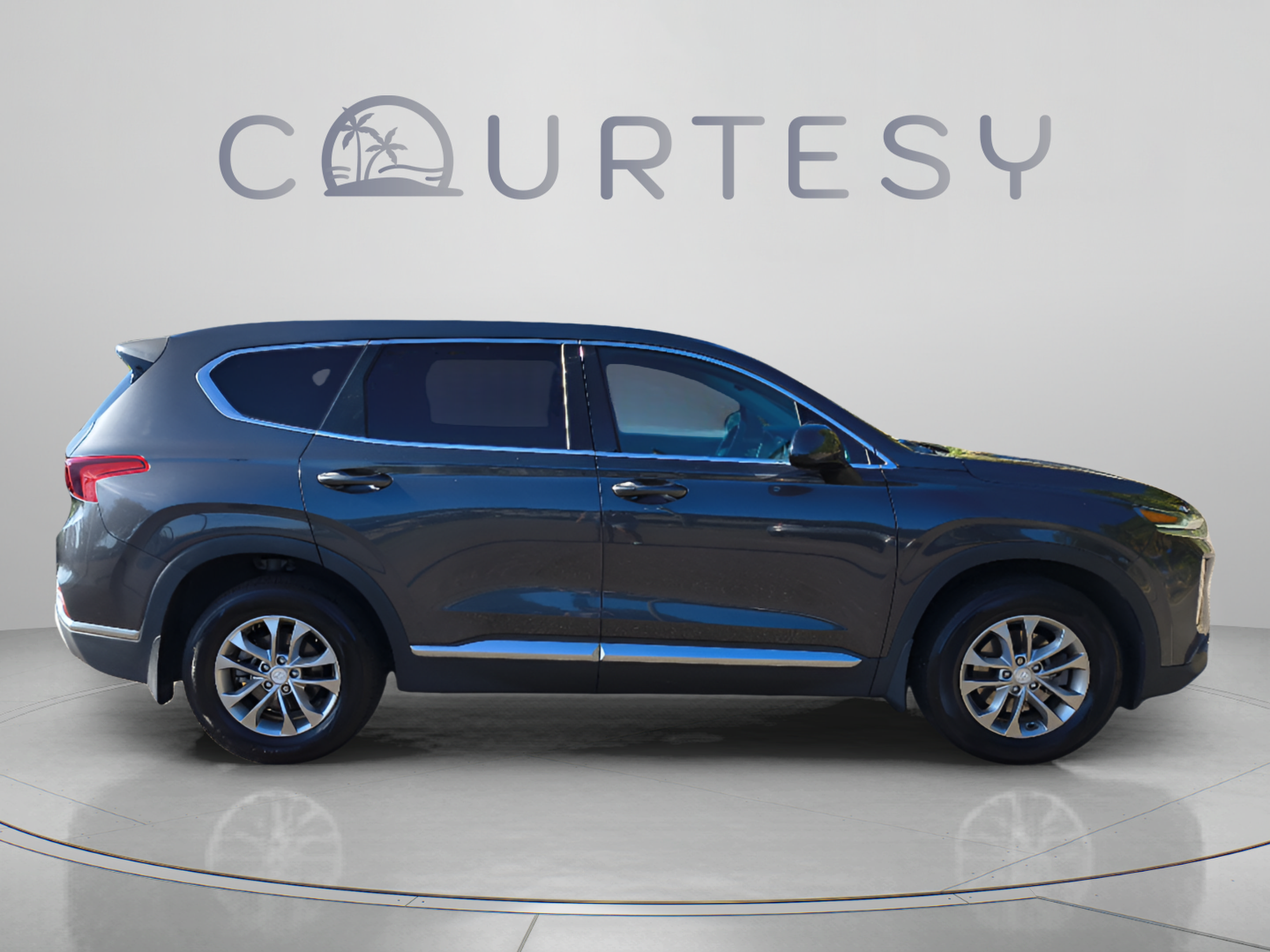 Used 2020 Hyundai Santa Fe SEL FWD image 6