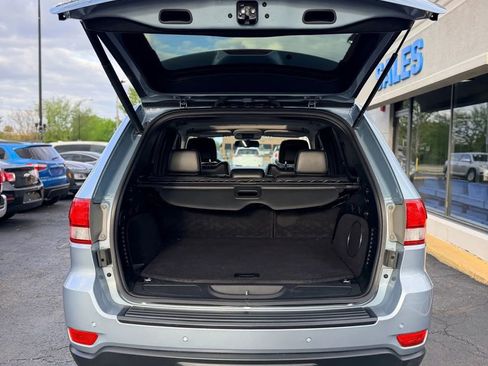 Used 2012 Jeep Grand Cherokee Laredo AWD/4WD image 11