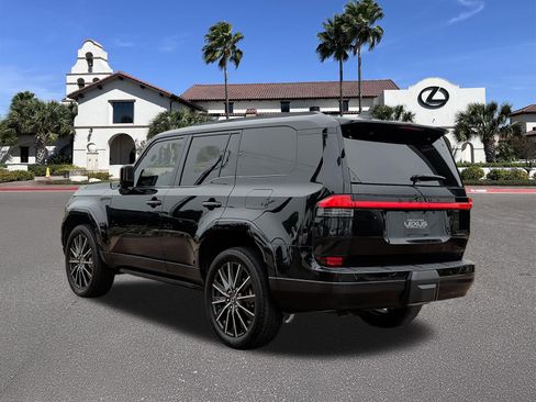 Certified 2024 Lexus GX 550 w/ Accessory Package (Z1) AWD/4WD image 4