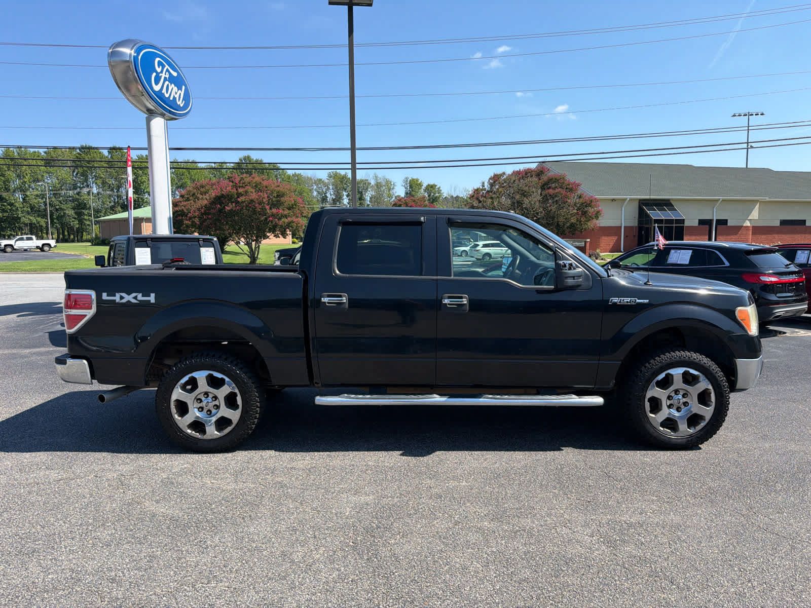 Used 2010 Ford F150 FX4 AWD/4WD image 2