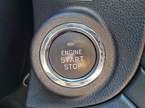 Used 2023 Subaru Outback Limited image 31