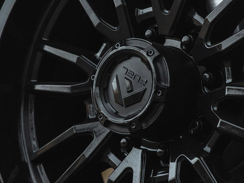 Used 2022 Ford F250 XLT w/ FX4 Off-Road Package image 4