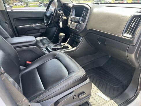 Used 2021 GMC Canyon AT4 w/ Driver Alert Package image 15