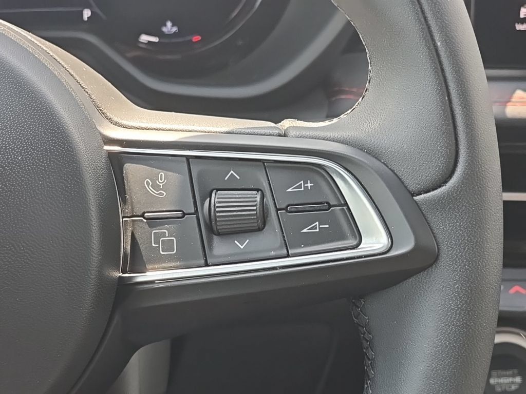 Used 2024 Dodge Hornet GT AWD/4WD image 30