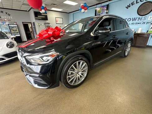 Used 2021 Mercedes-Benz GLA 250 4MATIC image 5