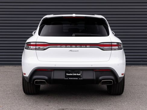 Certified 2026 Porsche Macan image 6