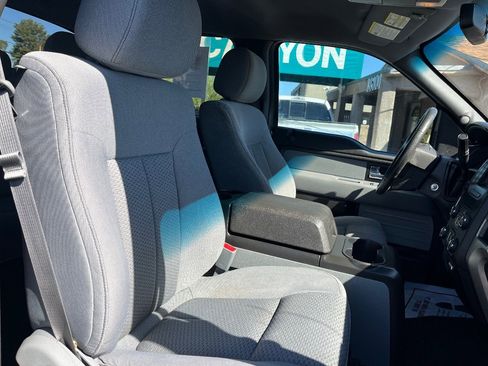 Used 2014 Ford F150 XLT w/ XLT Chrome Package image 32