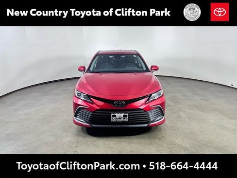 Used 2023 Toyota Camry LE image 8