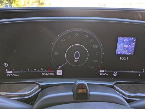 Certified 2023 Cadillac Escalade Premium Luxury Platinum w/ LPO, Radiant Package AWD/4WD image 16