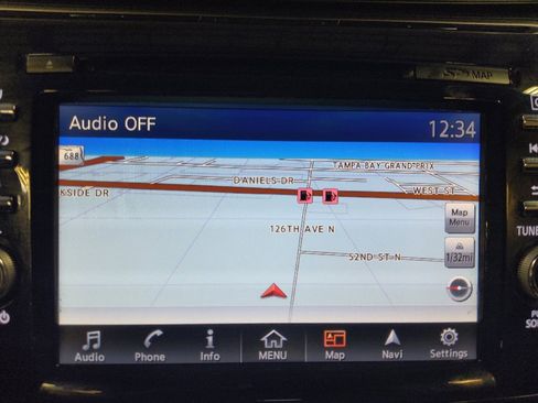 Used 2017 Nissan Murano Platinum w/ Platinum Technology Package FWD image 25