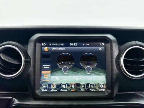 Used 2022 Jeep Wrangler Unlimited Sahara AWD/4WD image 12