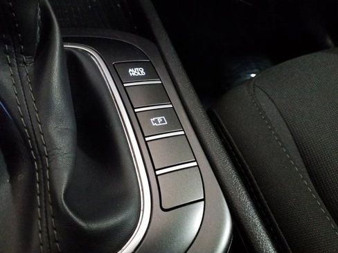 Used 2025 Hyundai Kona SEL AWD/4WD image 9