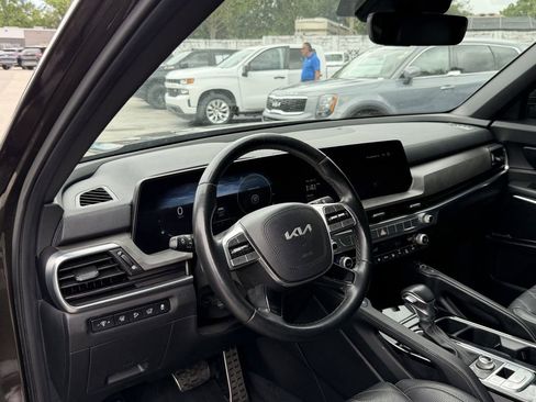 Certified 2025 Kia Telluride SX X-Line AWD/4WD image 18