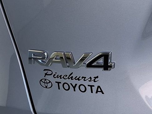 Used 2025 Toyota RAV4 XLE w/ Convenience Package FWD image 41