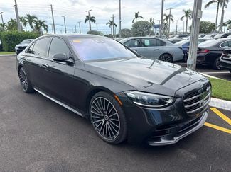Used 2022 Mercedes-Benz S 580 4MATIC Sedan video 1