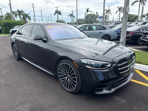 Used 2022 Mercedes-Benz S 580 4MATIC Sedan image 1