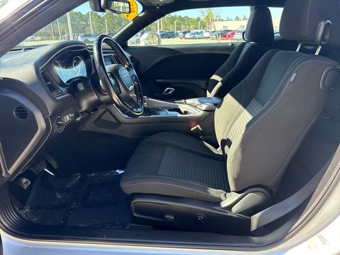 Used 2021 Dodge Challenger SXT image 13