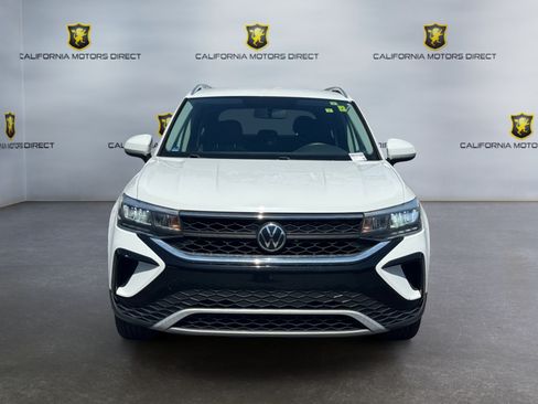 Used 2022 Volkswagen Taos SE FWD image 8