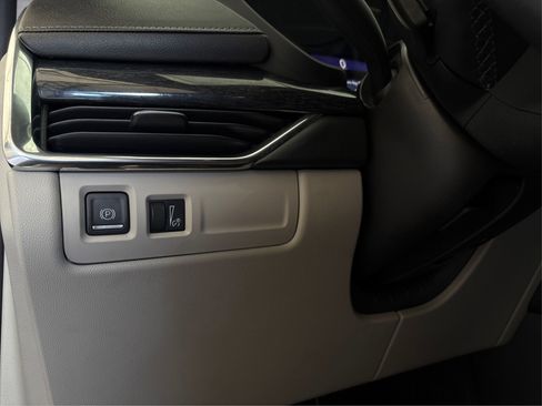 Used 2023 Cadillac XT4 Premium Luxury w/ Driver Assist Package image 20