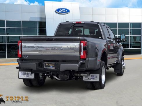 New 2026 Ford F450 Platinum w/ Platinum Plus Package image 5