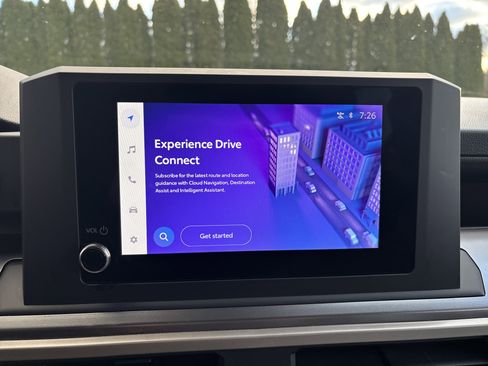 Certified 2025 Toyota Tacoma TRD Off-Road AWD/4WD image 25