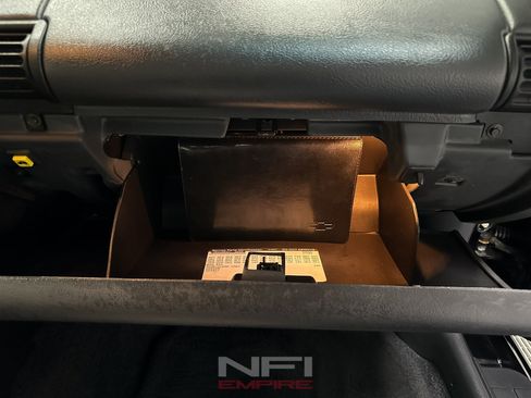 Used 1993 Chevrolet Camaro Z28 RWD image 38