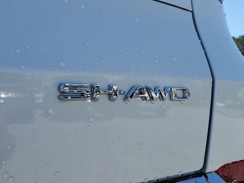 New 2026 Acura MDX SH-AWD image 9