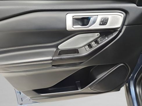 Used 2020 Ford Explorer ST w/ Premium Technology Package image 26