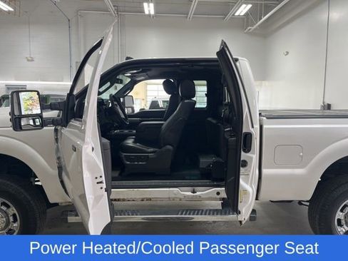 Used 2014 Ford F350 Lariat image 25