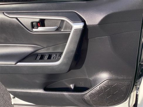 Used 2023 Toyota RAV4 AWD Hybrid image 25