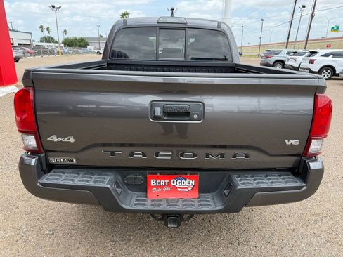 Used 2019 Toyota Tacoma SR w/ SR Convenience Package AWD/4WD image 4