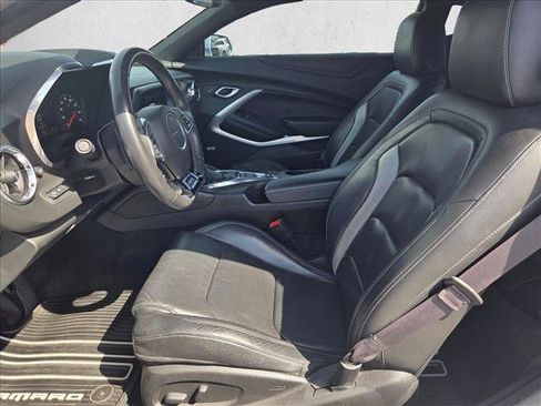Used 2017 Chevrolet Camaro LT RWD image 20