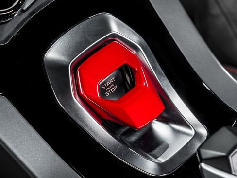 Used 2015 Lamborghini Huracan LP 610-4 image 28