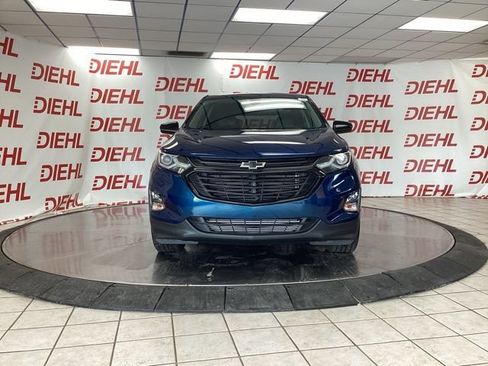 Used 2020 Chevrolet Equinox LT w/ Sport Edition FWD image 2