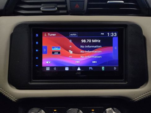 Used 2020 Nissan Versa SV image 25