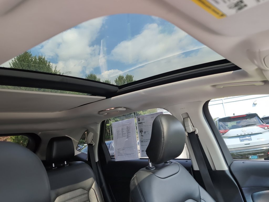 Used 2015 Ford Edge SEL w/ Equipment Group 201A AWD/4WD image 10