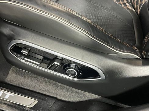 Used 2021 Jeep Grand Cherokee L Summit AWD/4WD image 24