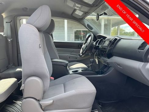 Used 2013 Toyota Tacoma 2WD Access Cab image 12