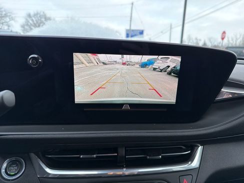 Used 2024 Buick Envista Preferred w/ Convenience I Package image 24