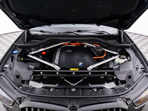 New 2026 BMW X5 xDrive50e w/ Executive Package image 33