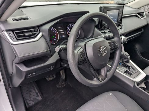 Used 2019 Toyota RAV4 XLE image 14