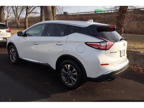 Used 2017 Nissan Murano S w/ Navigation Package image 7