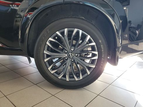 New 2026 Nissan Rogue Platinum w/ Platinum Premium Package image 3