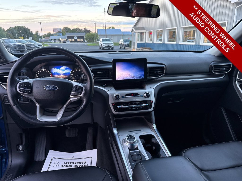 Used 2022 Ford Explorer XLT AWD/4WD image 15