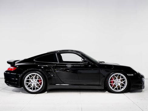 Used 2007 Porsche 911 Turbo AWD/4WD image 2