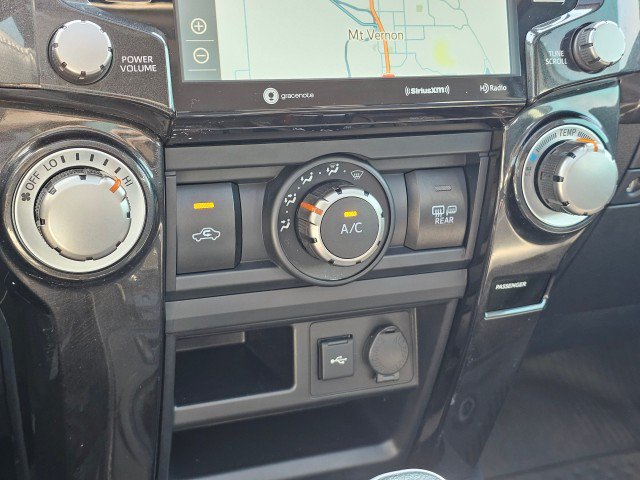 Used 2023 Toyota 4Runner TRD Off-Road Premium w/ Off Road Premium Plus Package AWD/4WD image 34