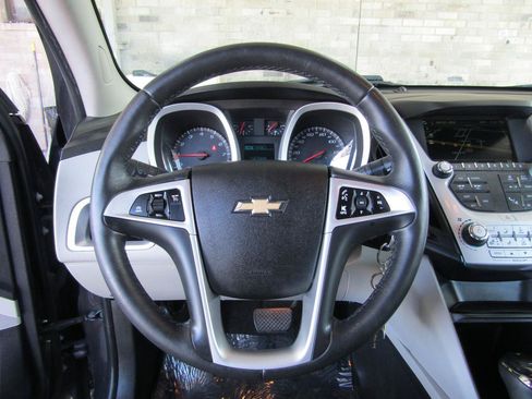 Used 2016 Chevrolet Equinox LTZ w/ Enhanced Convenience Package FWD image 14