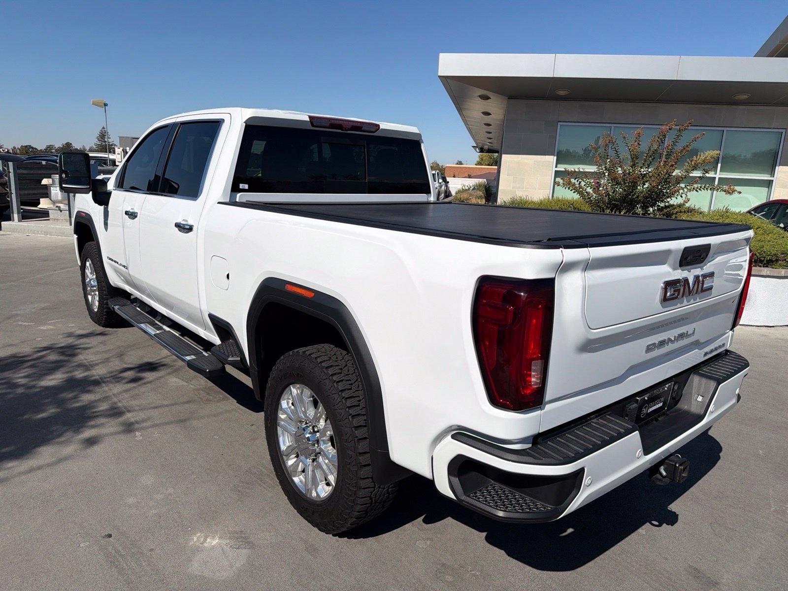 Used 2022 GMC Sierra 3500 Denali AWD/4WD image 8
